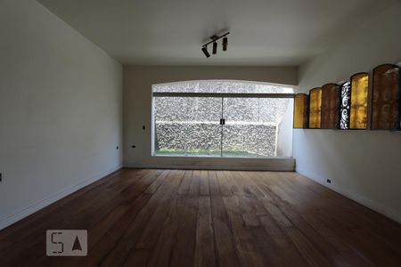 Sala de casa para alugar com 4 quartos, 330m² em Morumbi, São Paulo