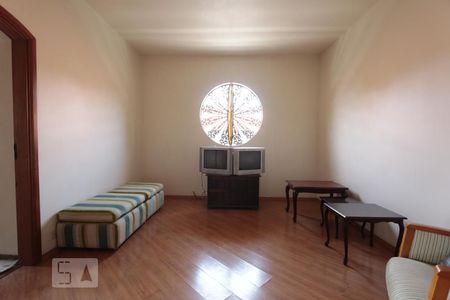 Saleta de casa para alugar com 4 quartos, 330m² em Morumbi, São Paulo