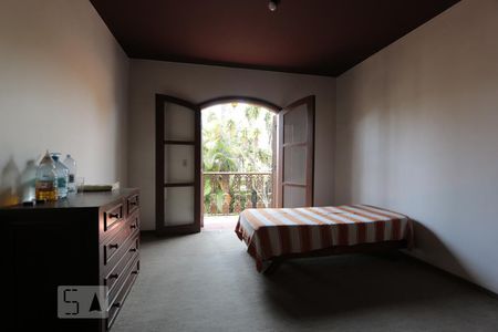 Casa para alugar com 330m², 4 quartos e 6 vagasQuarto 2