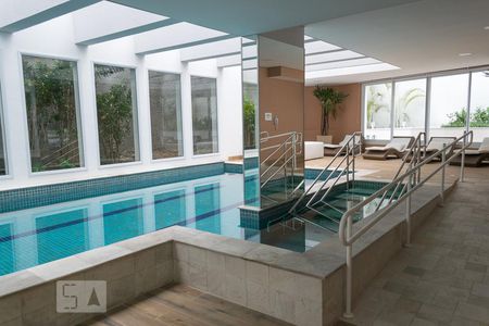 Studio para alugar com 33m², 1 quarto e 1 vagaPiscina