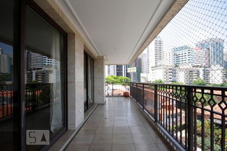 Varanda de apartamento à venda com 3 quartos, 220m² em Consolação, São Paulo