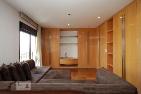 Sala de apartamento à venda com 3 quartos, 220m² em Consolação, São Paulo