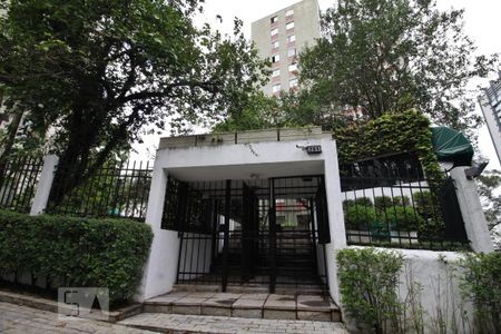 Apartamento à venda com 68m², 2 quartos e 2 vagasFachada