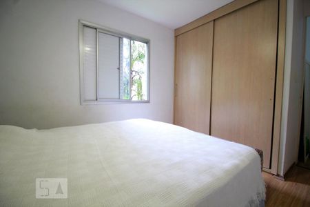 Apartamento à venda com 68m², 2 quartos e 2 vagasQuarto 2