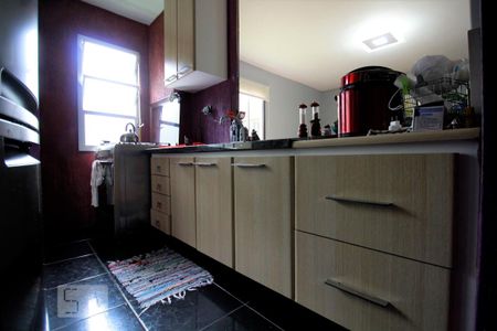 Apartamento à venda com 68m², 2 quartos e 2 vagasCozinha