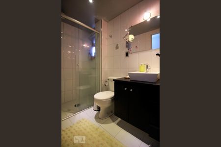 Apartamento à venda com 68m², 2 quartos e 2 vagasBanheiro