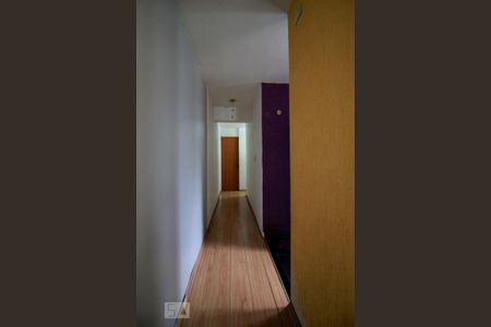 Apartamento à venda com 68m², 2 quartos e 2 vagasCorredor
