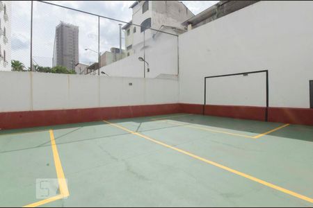 Apartamento para alugar com 75m², 2 quartos e sem vagaQuadra