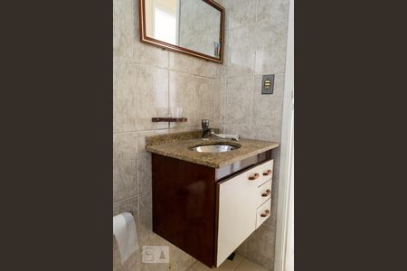 Apartamento para alugar com 60m², 2 quartos e 1 vagaBanheiro 