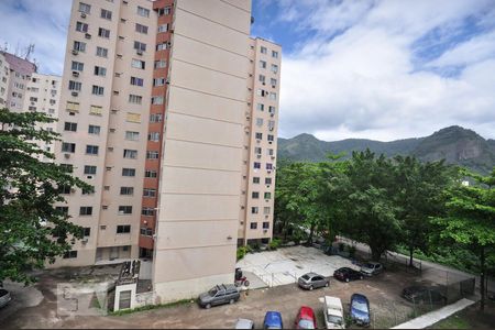 Apartamento para alugar com 70m², 3 quartos e 2 vagasQuarto 3