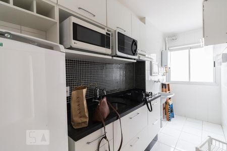 Cozinha de apartamento à venda com 2 quartos, 53m² em Vila Miriam, Guarulhos