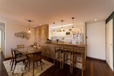 Sala de apartamento à venda com 3 quartos, 107m² em Vila Sofia, São Paulo