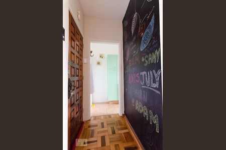 Corredor de apartamento à venda com 2 quartos, 70m² em Chácara da Barra, Campinas