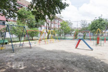 Apartamento para alugar com 69m², 2 quartos e 1 vagaPlayground