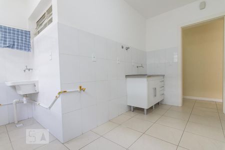 Cozinha de apartamento para alugar com 2 quartos, 69m² em Água Branca, São Paulo