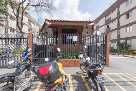 Apartamento para alugar com 69m², 2 quartos e 1 vagaFachada