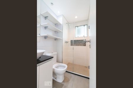 Banheiro de kitnet/studio para alugar com 1 quarto, 38m² em Vila Augusta, Guarulhos