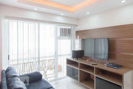 Sala de apartamento para alugar com 2 quartos, 70m² em Barra da Tijuca, Rio de Janeiro