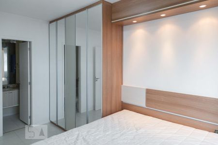 Apartamento para alugar com 70m², 2 quartos e 1 vagaSuíte