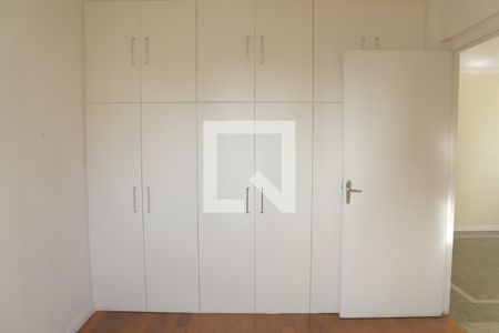 Apartamento para alugar com 63m², 2 quartos e 1 vagaQuarto 01