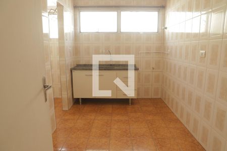Cozinha de apartamento para alugar com 2 quartos, 63m² em Chácara Inglesa, São Paulo