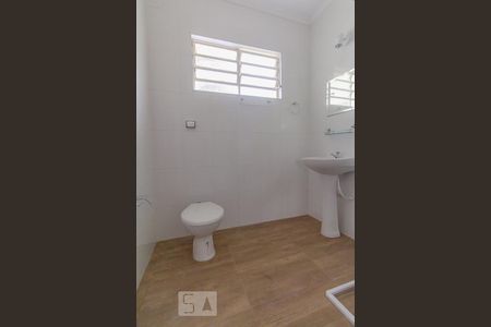 Casa à venda com 350m², 3 quartos e 4 vagas Casa à venda com 350m², 3 quartos e 4 vagasBanheiro Quarto 3