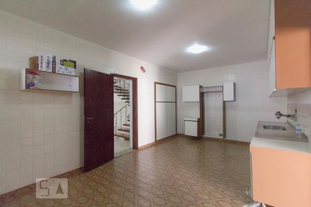 Cozinha de casa à venda com 3 quartos, 350m² em Vila Alexandria, São Paulo