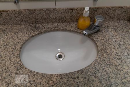 Lavabo de apartamento para alugar com 4 quartos, 140m² em Buritis, Belo Horizonte
