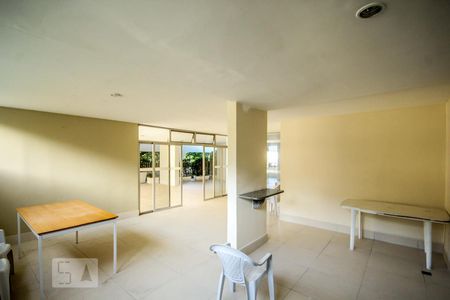 Apartamento para alugar com 110m², 3 quartos e 2 vagasSalão de Festas