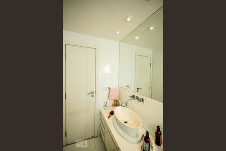 Apartamento para alugar com 110m², 3 quartos e 2 vagasSuite