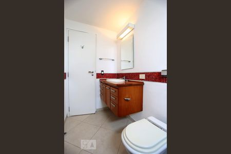 Apartamento à venda com 118m², 2 quartos e 2 vagas Apartamento à venda com 118m², 2 quartos e 2 vagasBanheiro Social