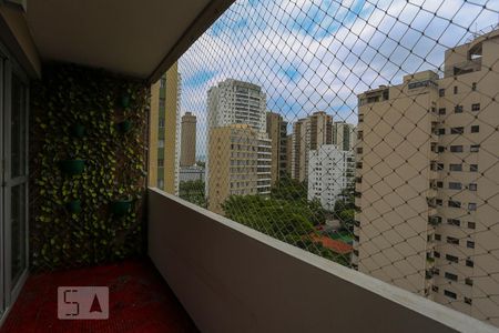 Apartamento à venda com 118m², 2 quartos e 2 vagas Apartamento à venda com 118m², 2 quartos e 2 vagasVaranda