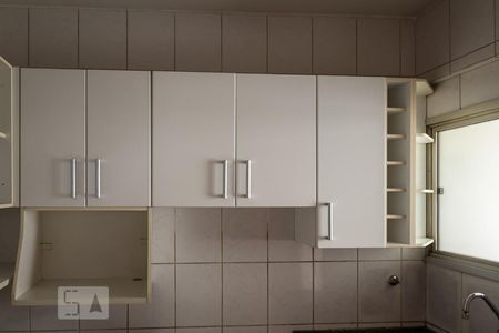 Apartamento à venda com 56m², 2 quartos e 1 vaga Apartamento à venda com 56m², 2 quartos e 1 vagaCozinha