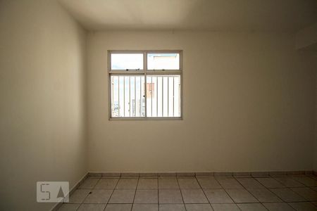 Apartamento à venda com 79m², 3 quartos e sem vagaSala