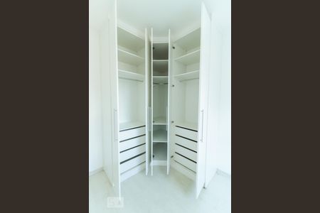 Apartamento para alugar com 60m², 2 quartos e 2 vagasArmário Quarto 02