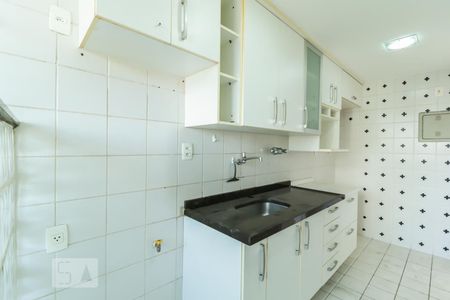 Apartamento para alugar com 60m², 2 quartos e 2 vagasCozinha