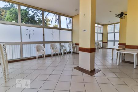 Apartamento para alugar com 60m², 2 quartos e 2 vagasSalão de Festas