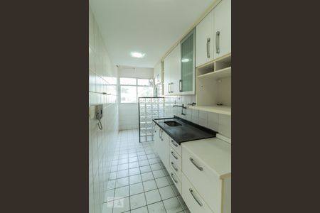 Apartamento para alugar com 60m², 2 quartos e 2 vagasCozinha