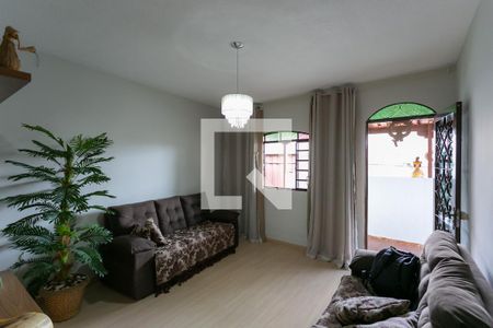 Sala de casa à venda com 8 quartos, 456m² em Santa Efigênia, Belo Horizonte