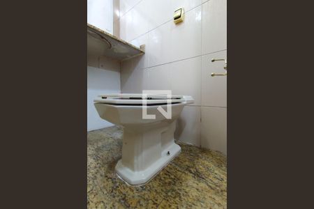 Apartamento para alugar com 141m², 4 quartos e sem vagaLavabo - vaso