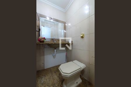 Apartamento para alugar com 141m², 4 quartos e sem vagaLavabo