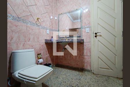 Apartamento para alugar com 141m², 4 quartos e sem vagaBanheiro da Suíte