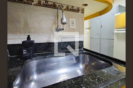 Apartamento para alugar com 141m², 4 quartos e sem vagaCozinha - torneira da pia