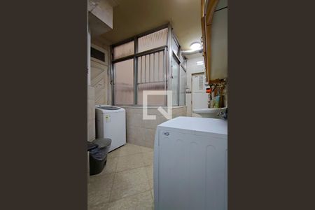 Apartamento para alugar com 141m², 4 quartos e sem vagaÁrea de serviço