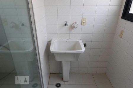 Apartamento para alugar com 62m², 2 quartos e 1 vagaÁrea de serviço (Torneira)
