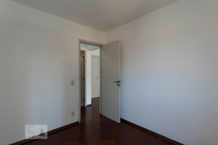 Quarto 1 de apartamento para alugar com 2 quartos, 62m² em Vila Santo Estéfano, São Paulo