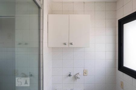 Apartamento para alugar com 62m², 2 quartos e 1 vagaÁrea de serviço (Armários)