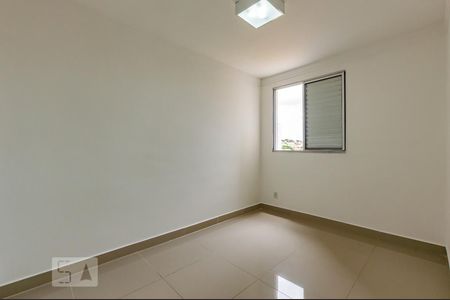 Apartamento à venda com 58m², 3 quartos e 1 vagaQuarto 2