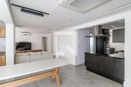 Sala de apartamento para alugar com 2 quartos, 121m² em Santo Amaro, São Paulo