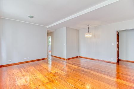 Apartamento para alugar com 115m², 2 quartos e 1 vaga Apartamento para alugar com 115m², 2 quartos e 1 vagaSala